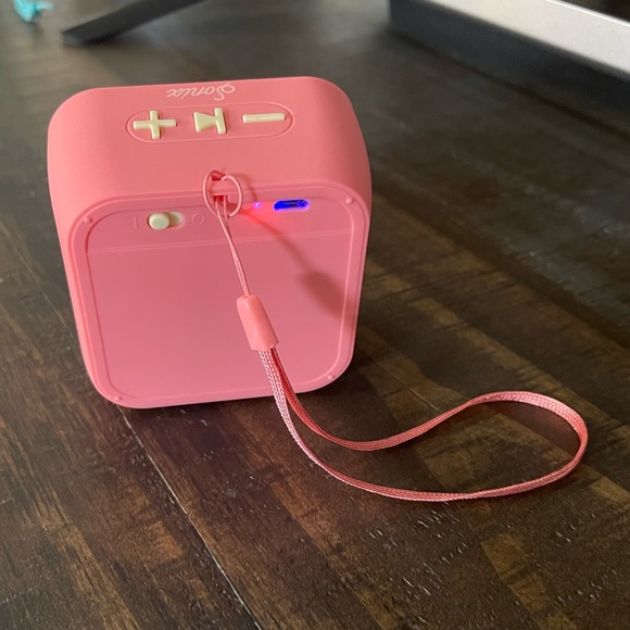 Mini Bluetooth Speaker - Picture 3 of 5